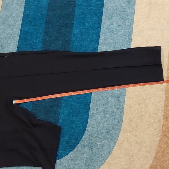 Athleta Eastbound Straight Pant, black, sz 12 - Picture 10 of 12